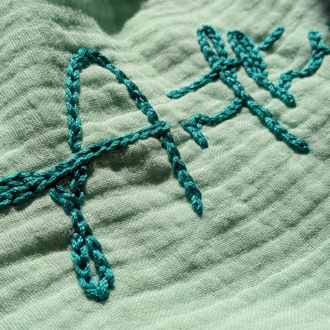 Broderie fait main personnalisée